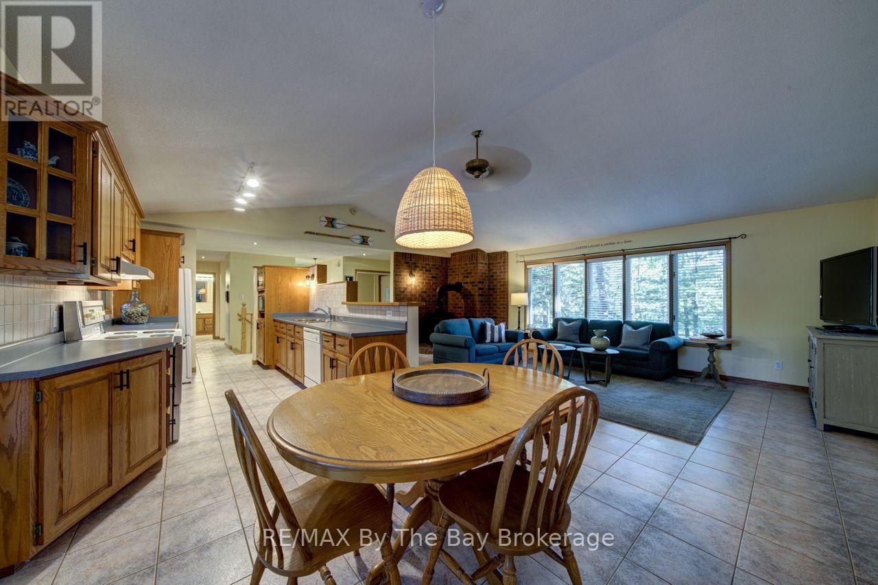 47 BIRCHWOOD TRAIL - Image 13