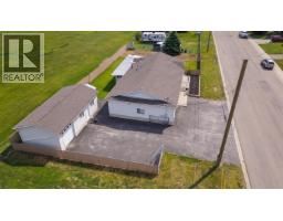 8516 98 Avenue, Fort St  John, BC V1J1P7 Photo 37