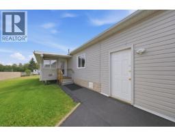 8516 98 Avenue, Fort St  John, BC V1J1P7 Photo 34