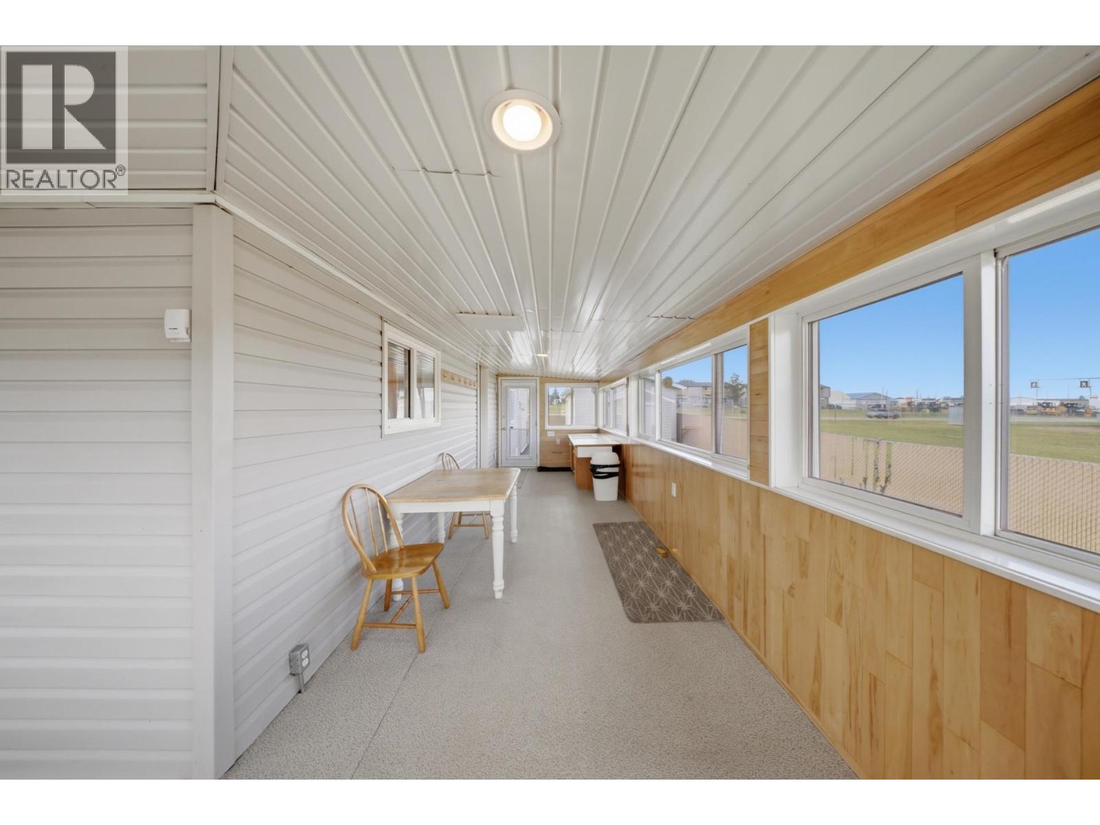 8516 98 AVENUE - Image 22