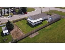 8516 98 Avenue, Fort St  John, BC V1J1P7 Photo 36