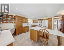 Foyer - 13056 Tamarack Avenue, Charlie Lake, BC V1J8G6 Photo 14