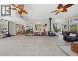 Family room - 13056 Tamarack Avenue, Charlie Lake, BC V1J8G6 Photo 11