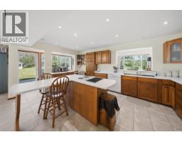 13056 Tamarack Avenue, Charlie Lake, BC V1J8G6 Photo 16