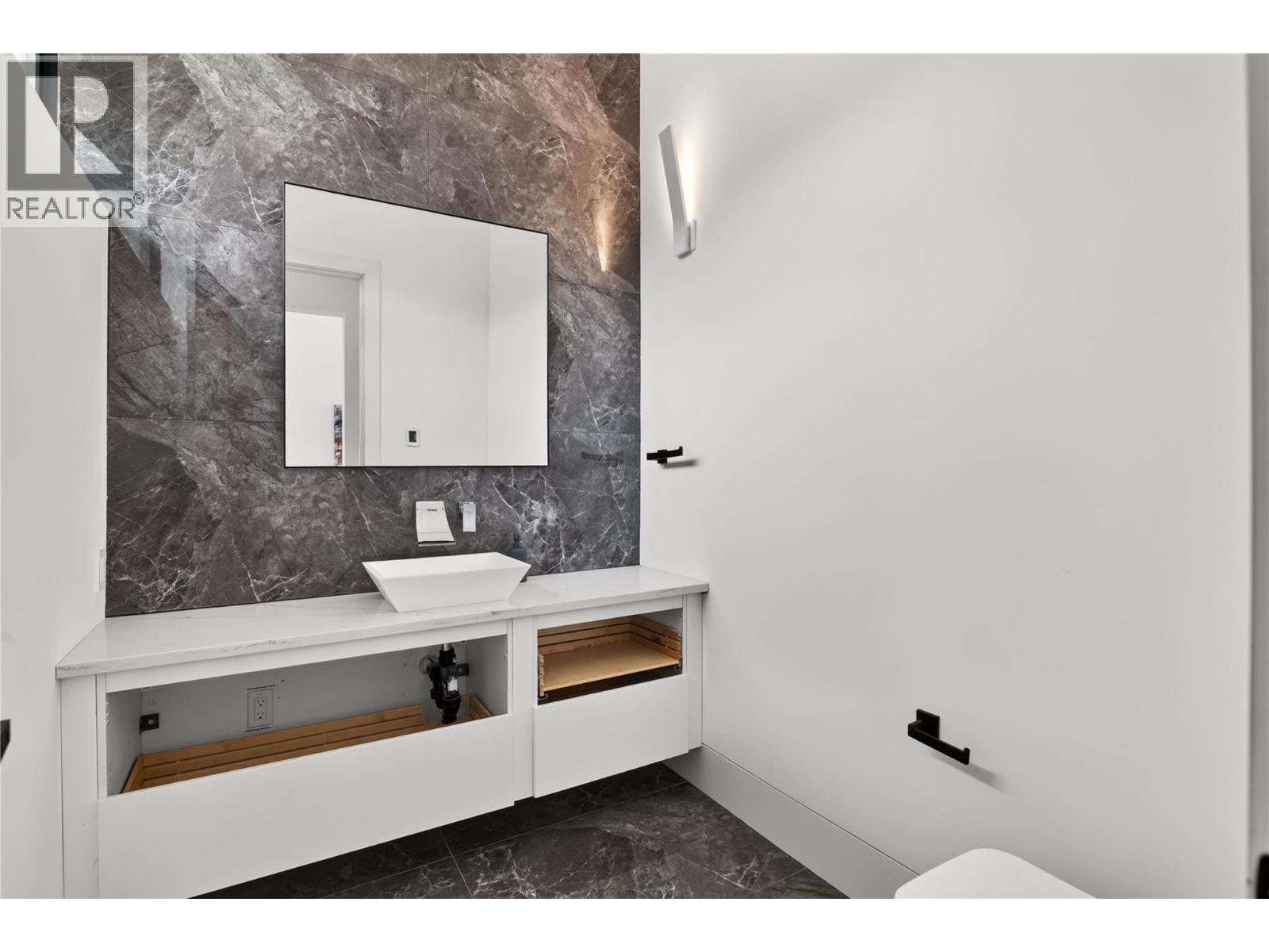 446 Redtail Court, Kelowna