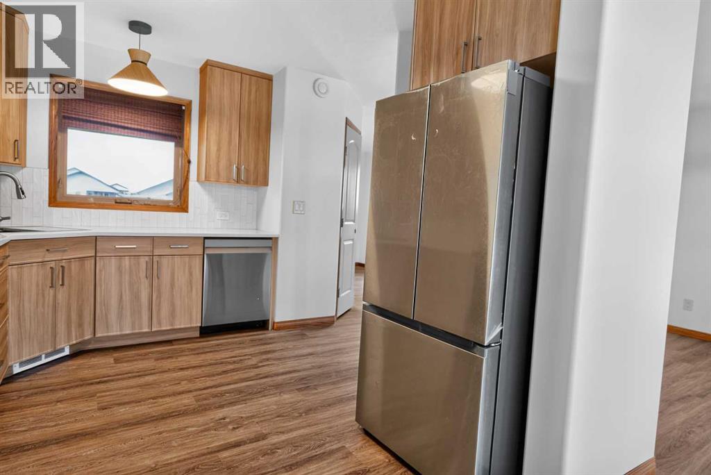 10407 102 Ave - Image 9