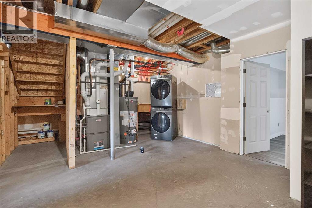 10407 102 Ave - Image 36