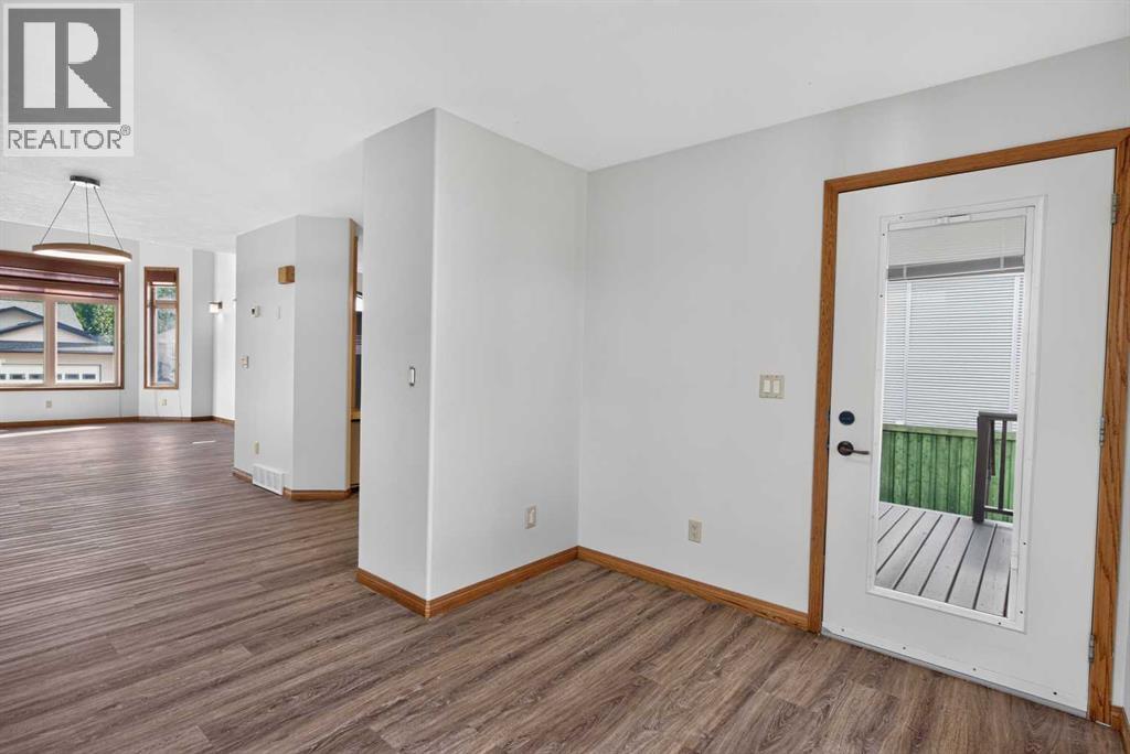 10407 102 Ave - Image 15