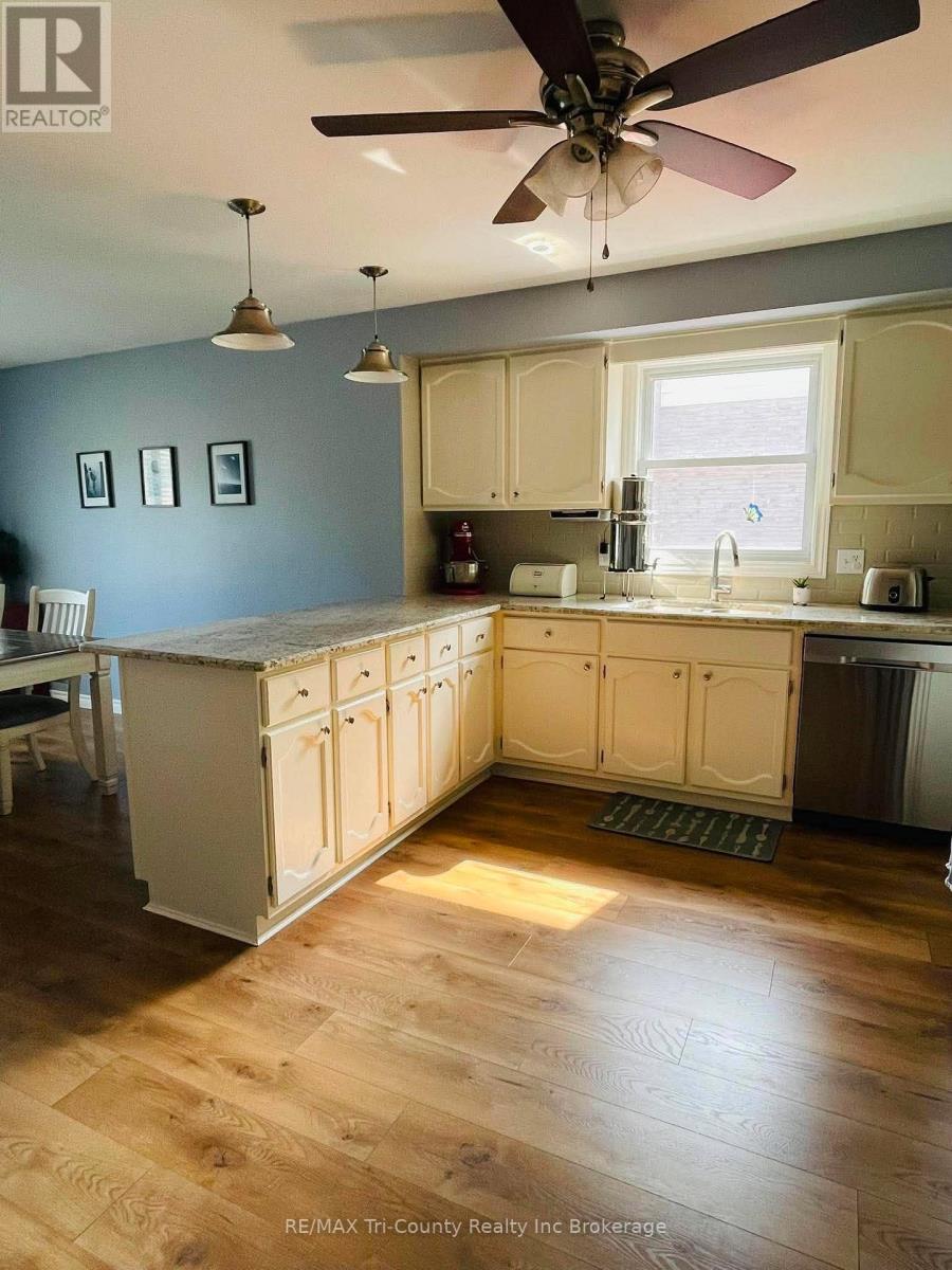 173 CARROLL STREET W - 15