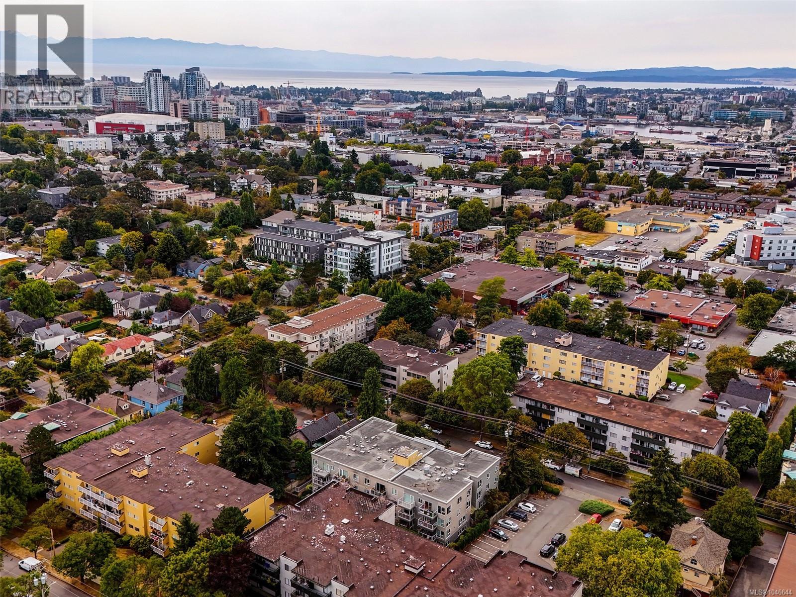 #104 2647 Graham St - 26