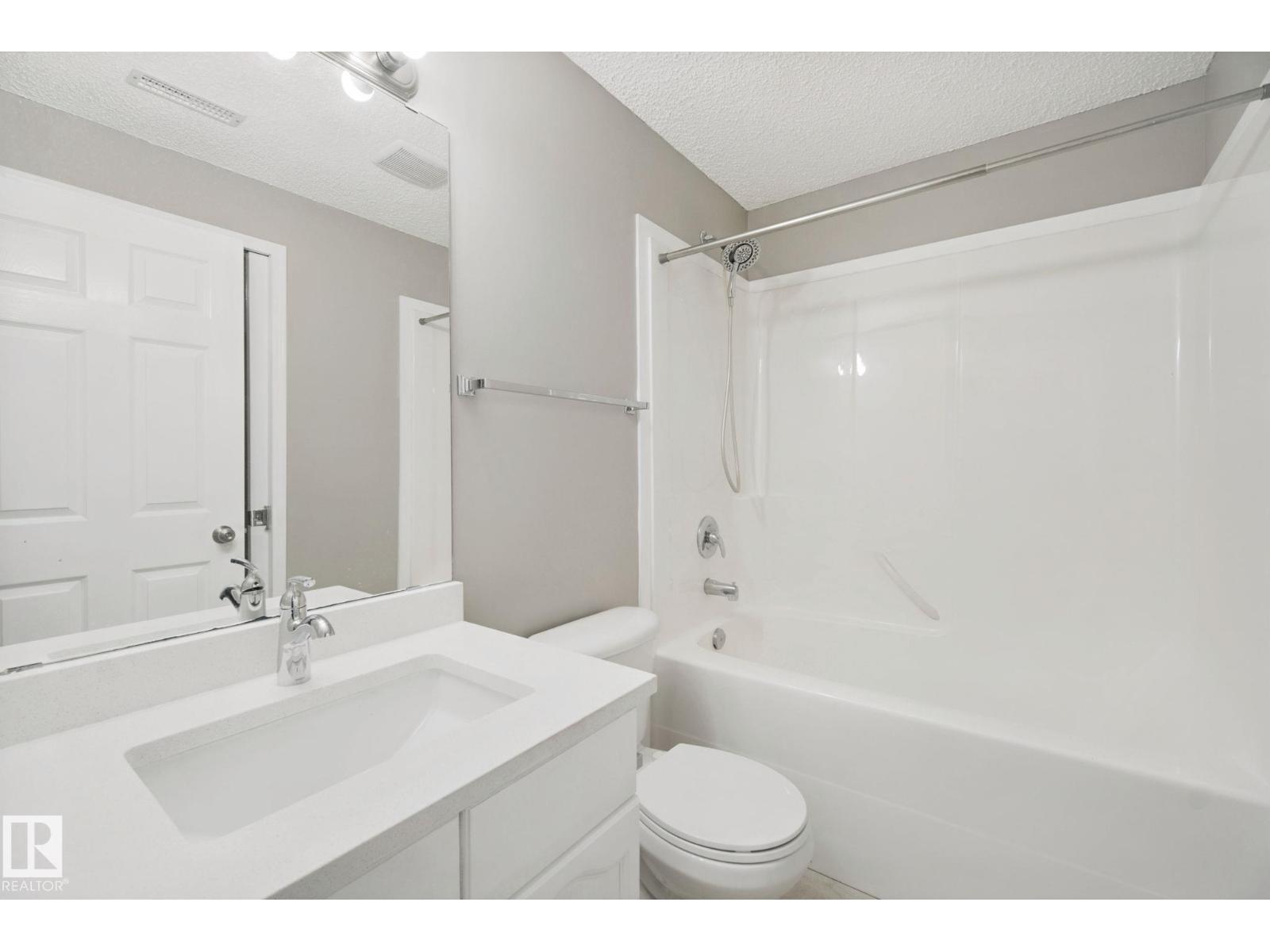 3104 32 AV NW - Image 34