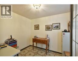 6450 Jasper Road, Sechelt, BC V7Z0S6 Photo 25