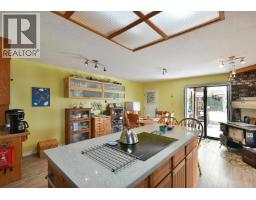 6450 Jasper Road, Sechelt, BC V7Z0S6 Photo 7