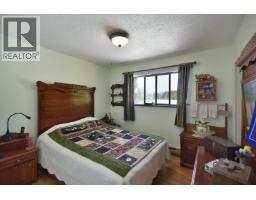 6450 Jasper Road, Sechelt, BC V7Z0S6 Photo 12