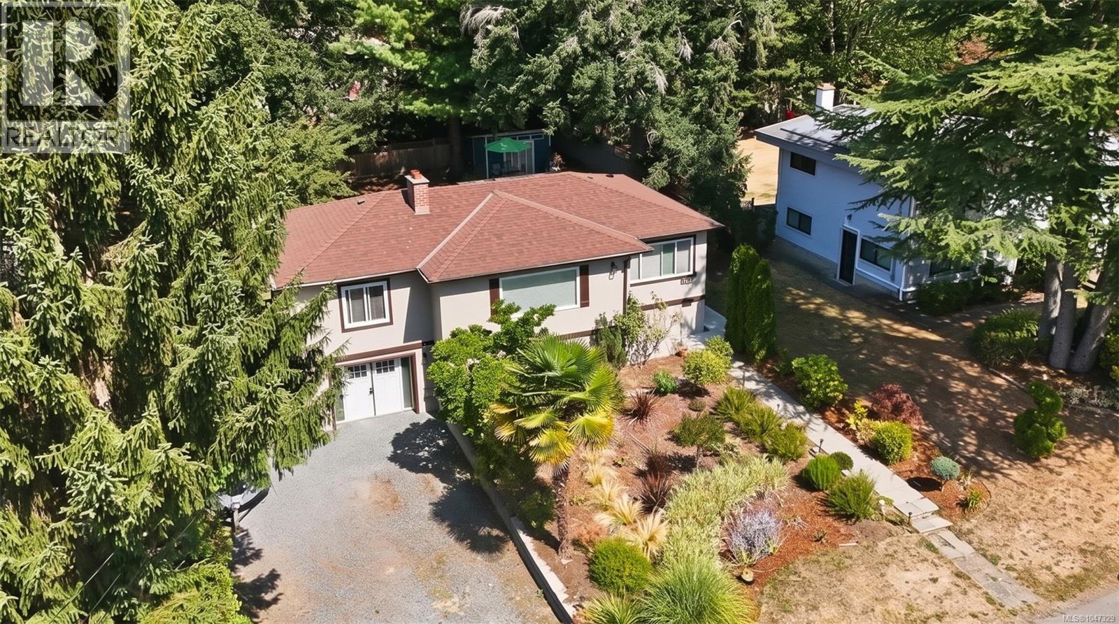 1232 Pearce Cres - 51