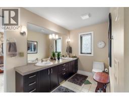 3020 Kicking Horse Drive, Kamloops, BC V2E2T6 Photo 39