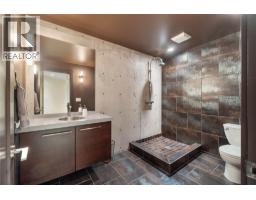 3020 Kicking Horse Drive, Kamloops, BC V2E2T6 Photo 45