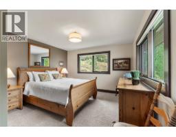 3020 Kicking Horse Drive, Kamloops, BC V2E2T6 Photo 34