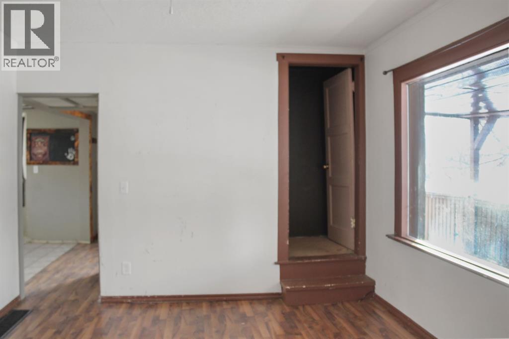 5131 51 Street - Image 11