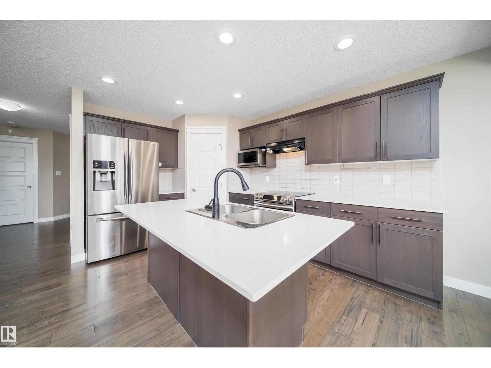 9903 222 ST NW - 16