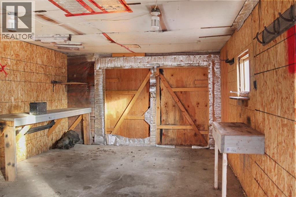 5131 51 Street - Image 24