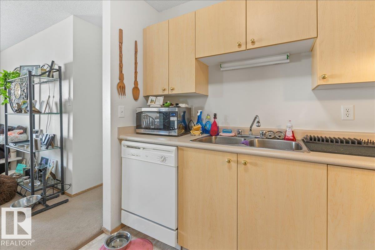 #106B 114 Westpark DR - 7