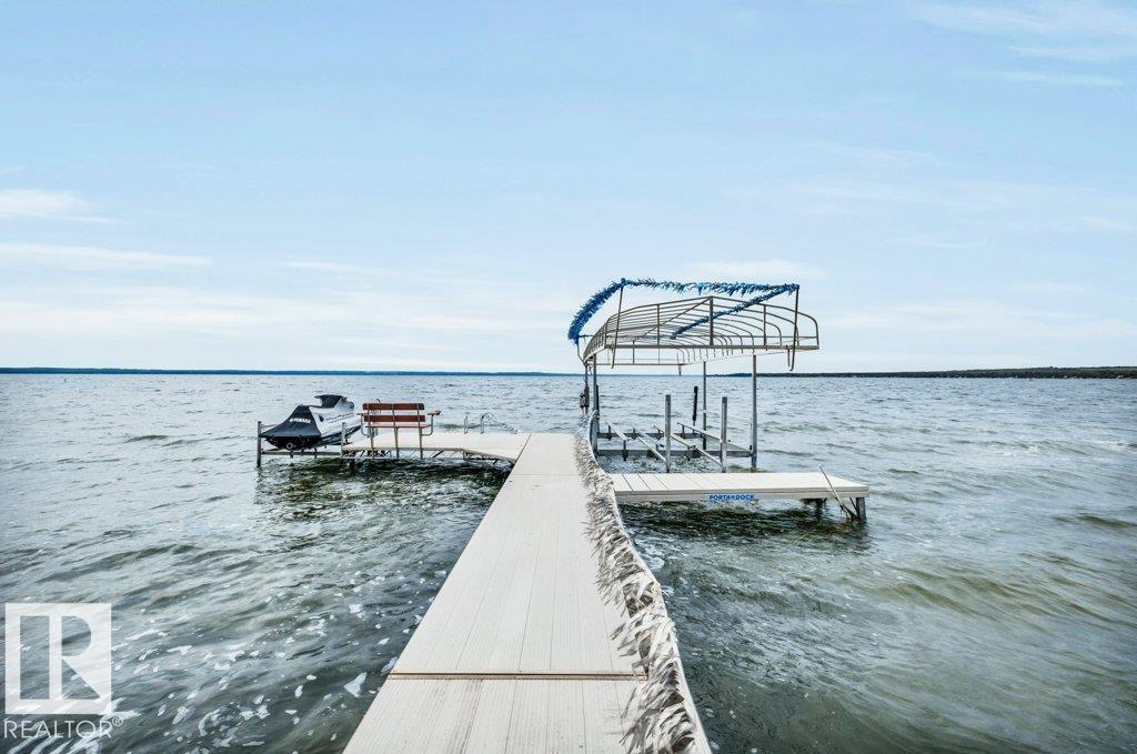 35, 35A Silver Beach Road - 69