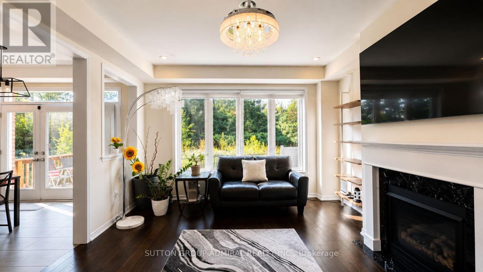 7892 ODELL CRESCENT - 9