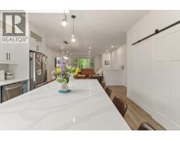 Kitchen - 279 Westwood Rd, Nanaimo, BC V9R6S4 Photo 18
