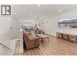 Laundry room - 279 Westwood Rd, Nanaimo, BC V9R6S4 Photo 11