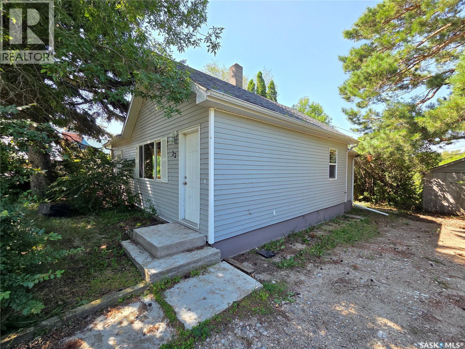 32 Newcombe STREET