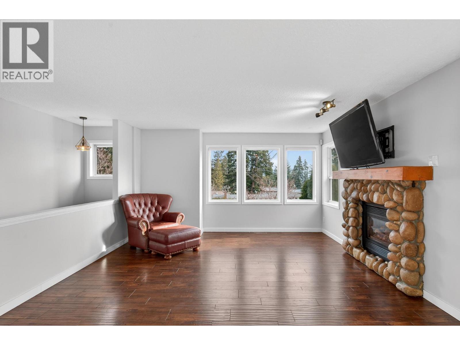 3220 McIver Road, West Kelowna