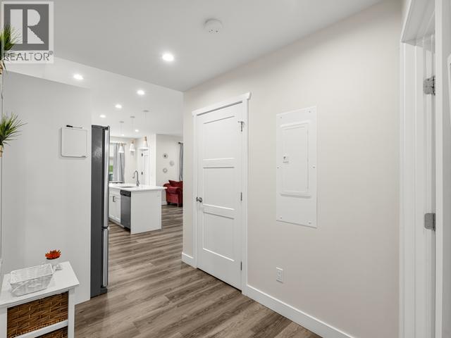 204-2240 2ND AVENUE - 8