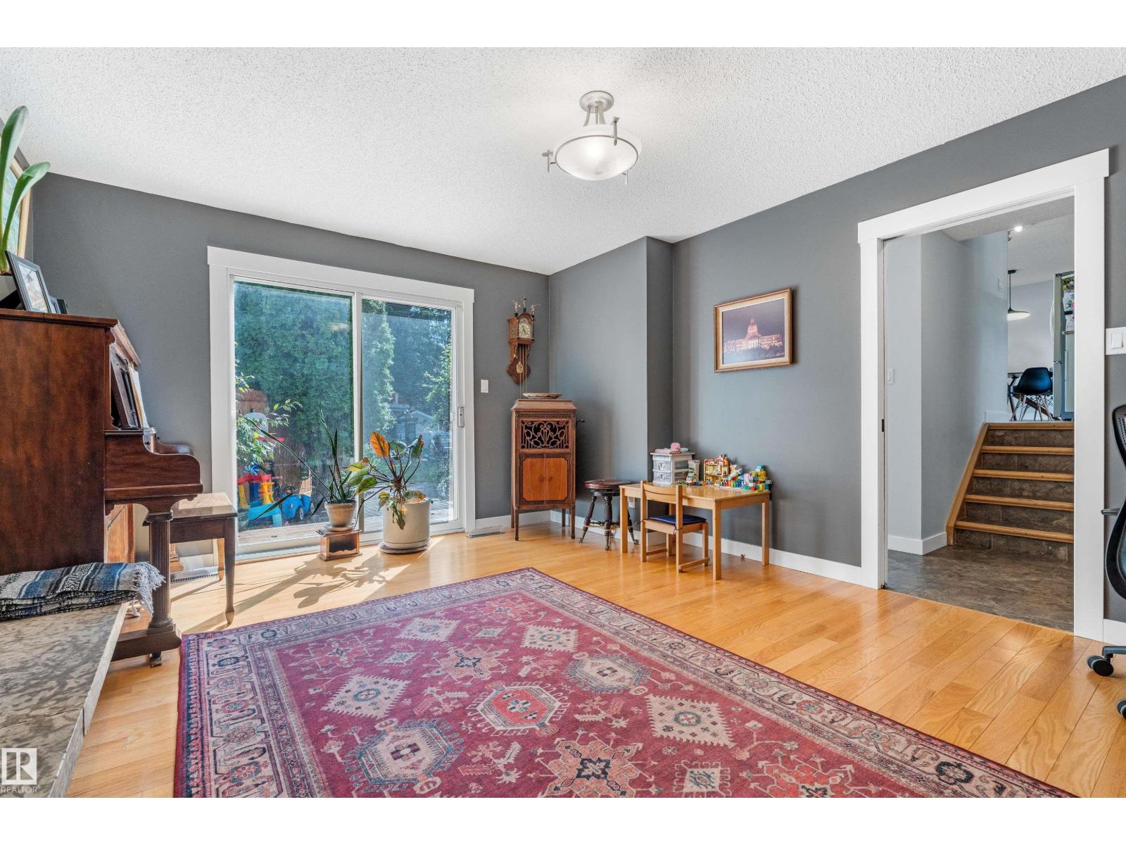 16119 78 AV NW - 29