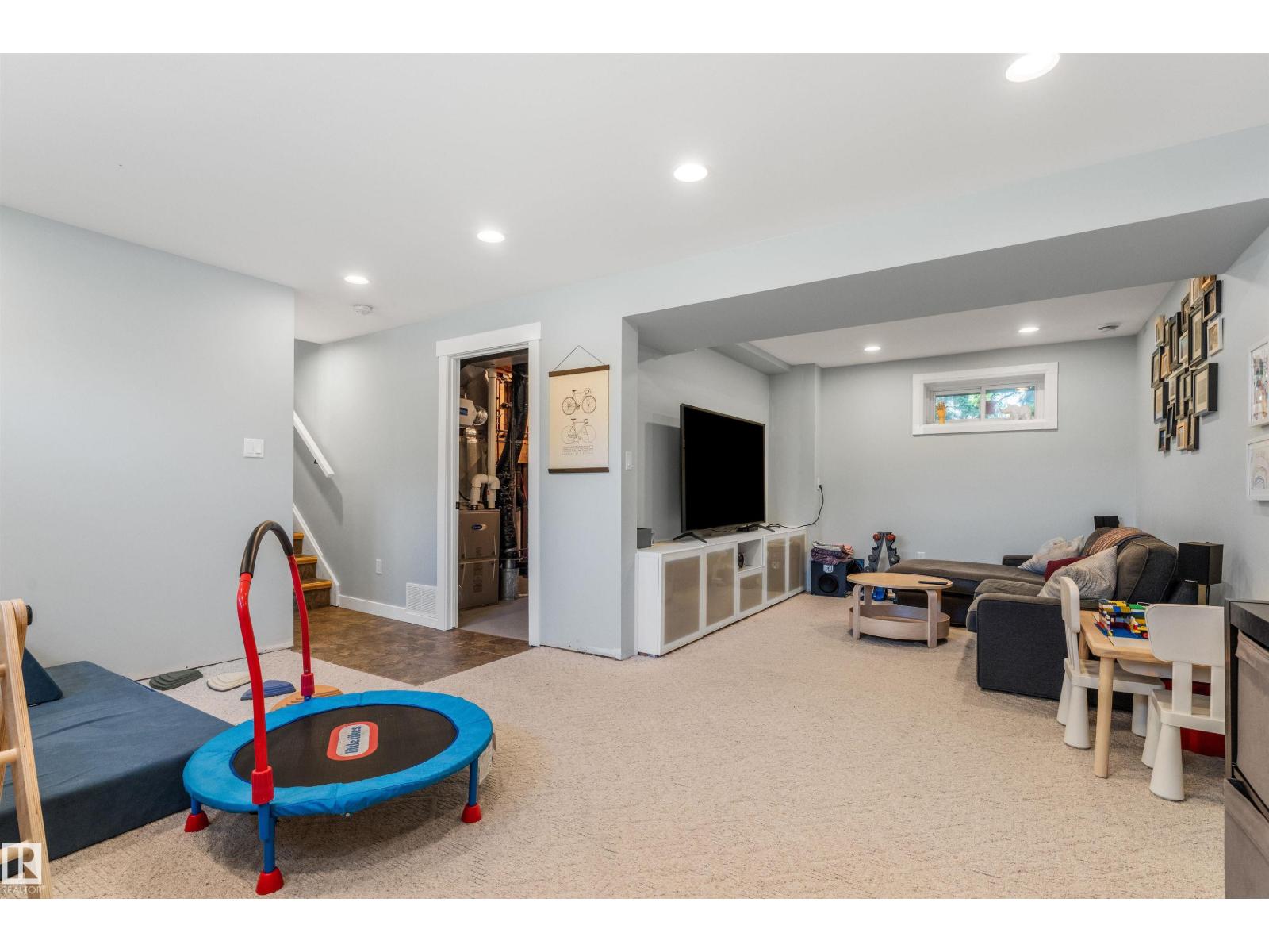 16119 78 AV NW - Image 37