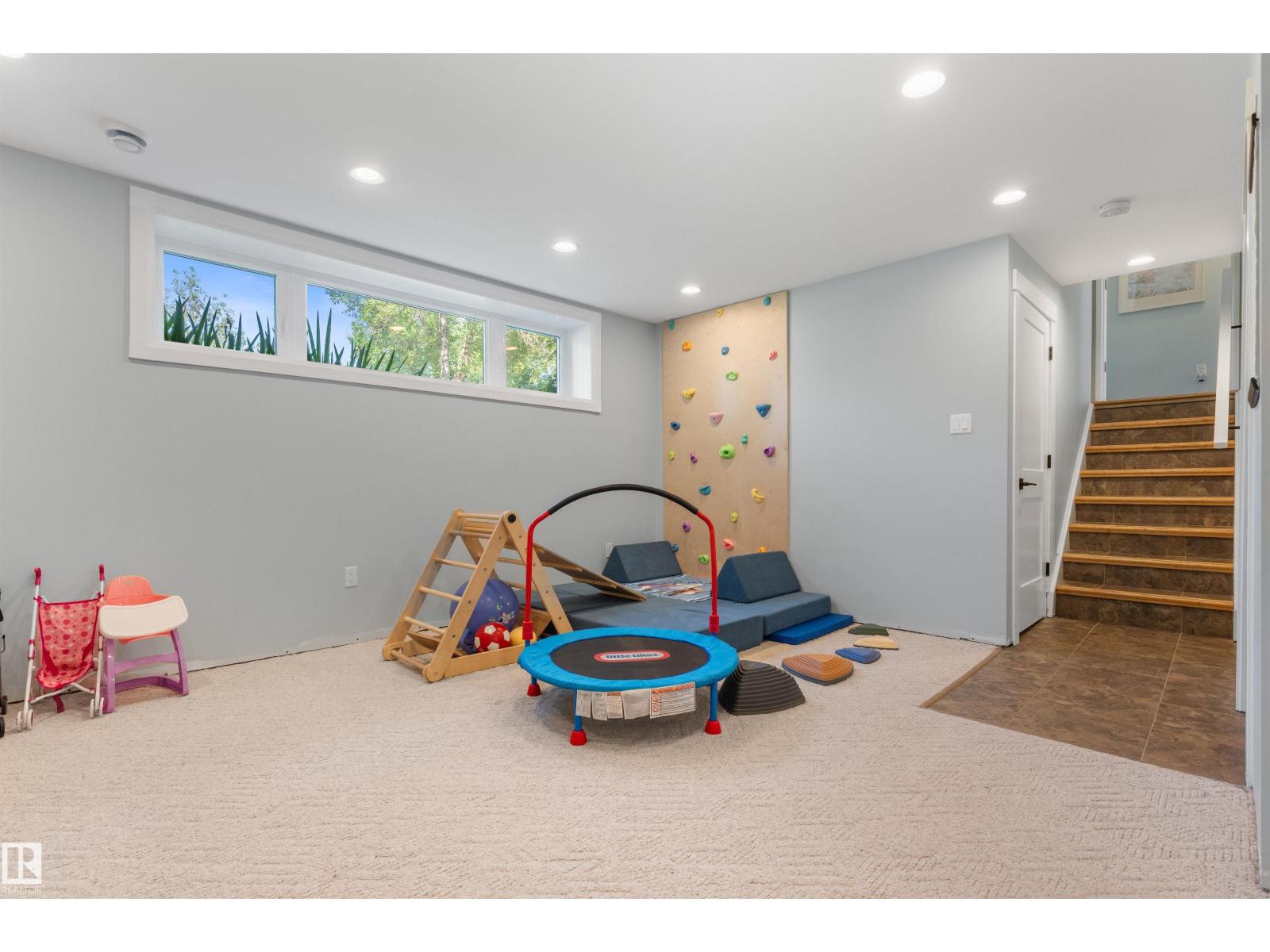 16119 78 AV NW - Image 38