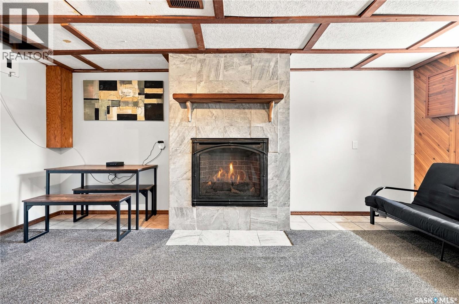 986 Rowell CRESCENT N - Image 26