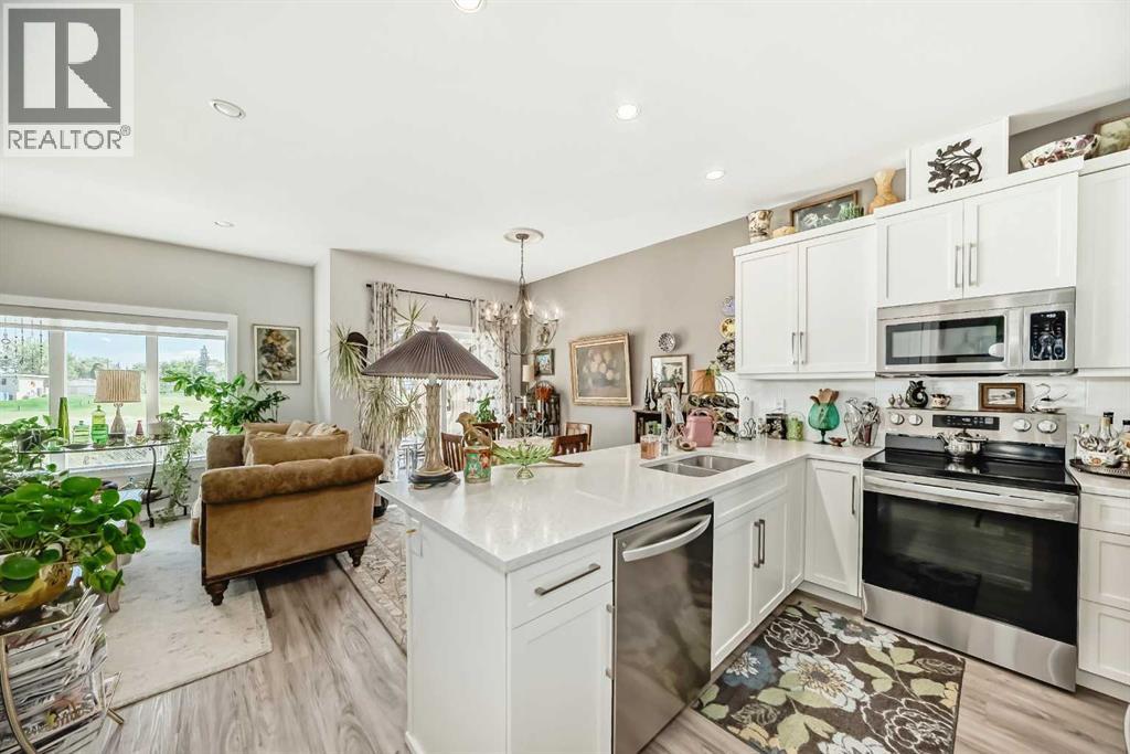 #1 1584 Stafford Drive N - 14