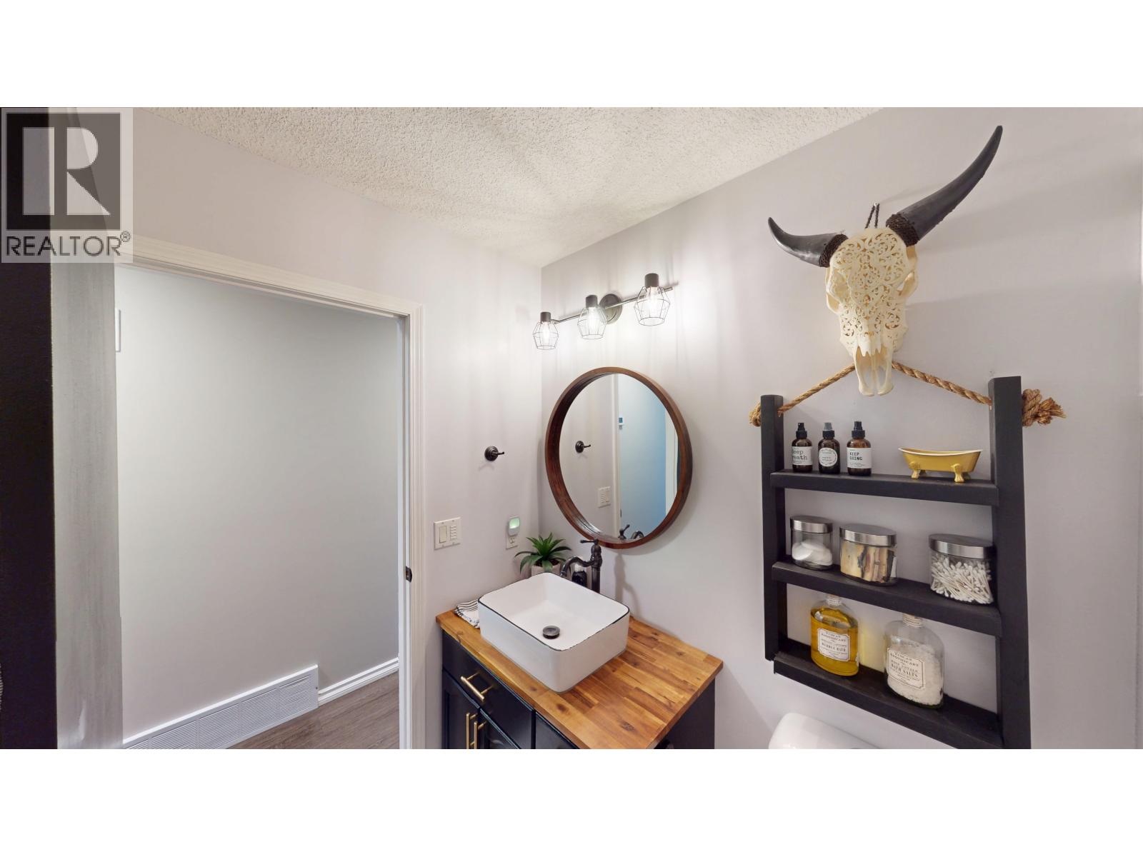 10612 88A STREET - Image 16