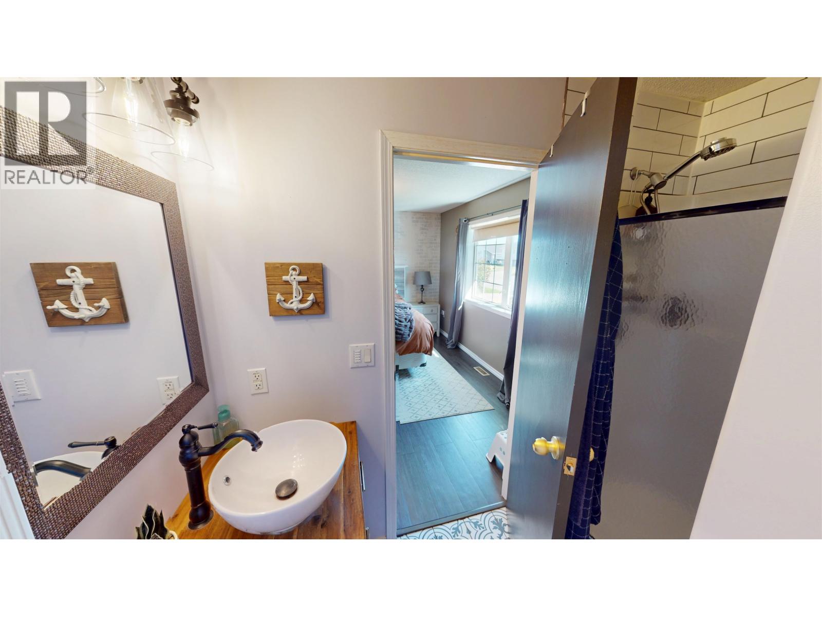 10612 88A STREET - Image 25
