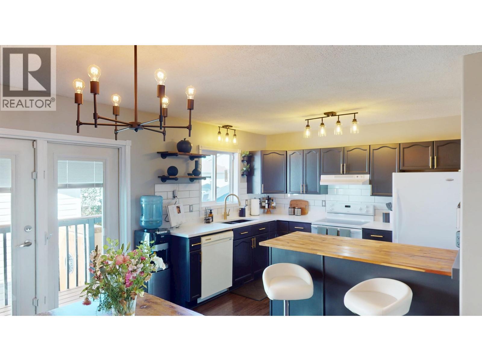10612 88A STREET - Image 13
