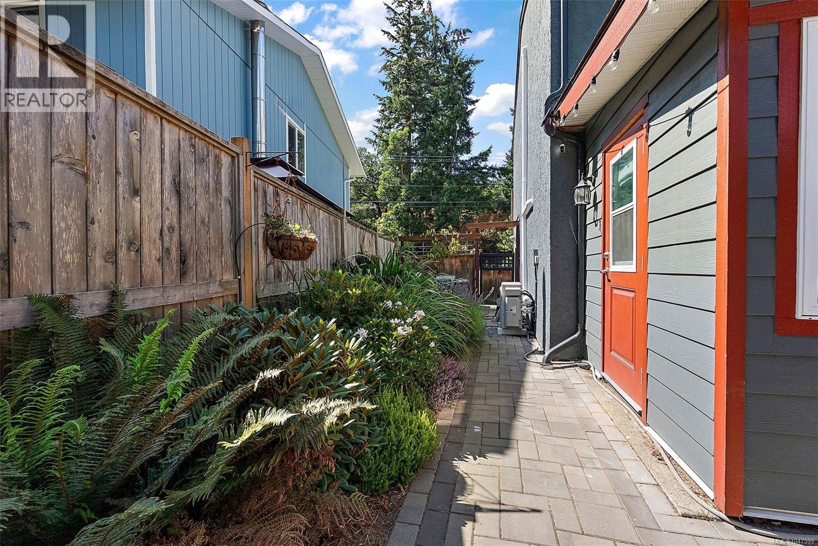 191 Atkins Rd - 23
