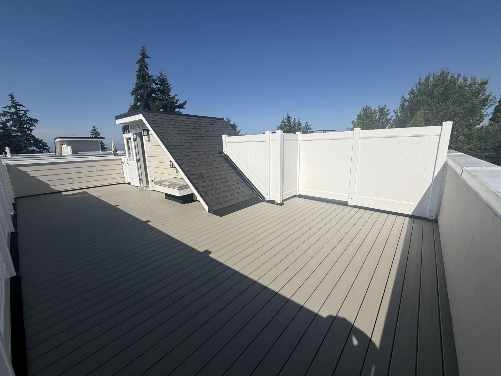3 Bed, 2 Bath House for Rent in Surrey – 70 15833 26 AVENUE, Surrey – MLS# R3158030 - Image 3