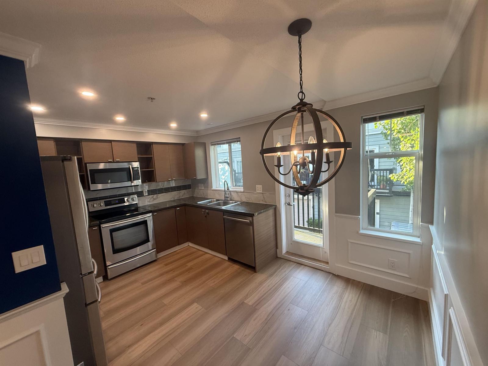 3 Bed, 2 Bath House for Rent in Surrey – 70 15833 26 AVENUE, Surrey – MLS# R3158030 - Image 4