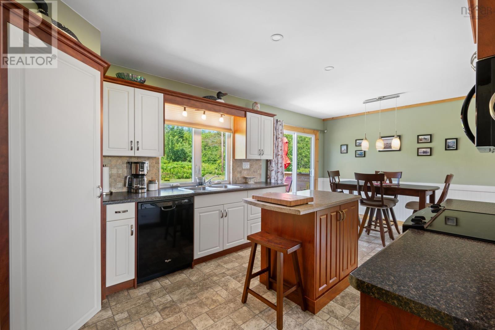 48 Backman Road - 16