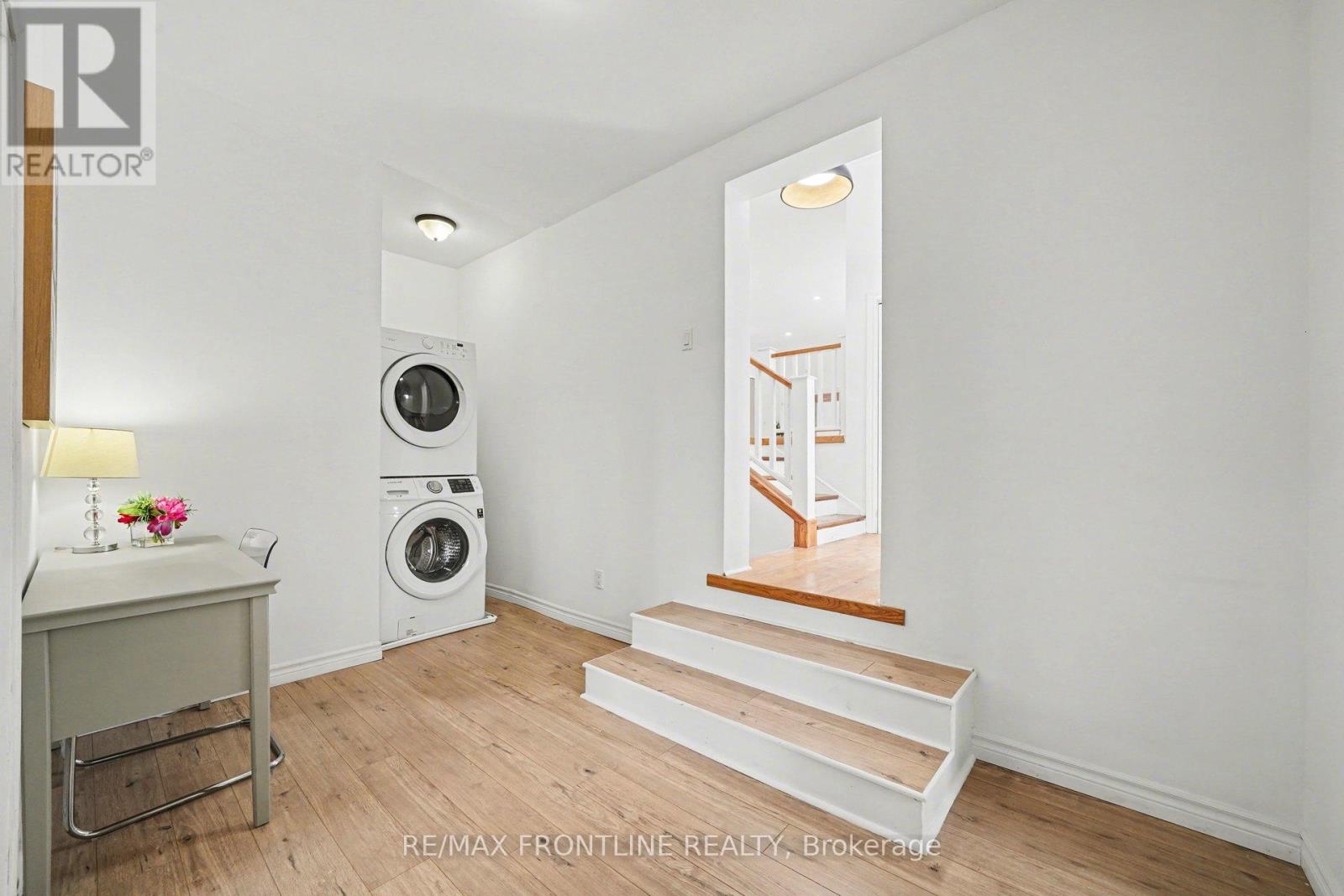 68 DRUMMOND STREET W - Image 13