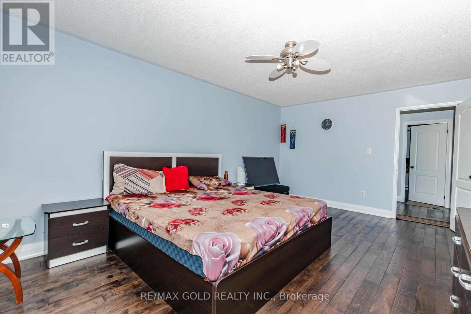 28 RIVERMERE COURT - 28