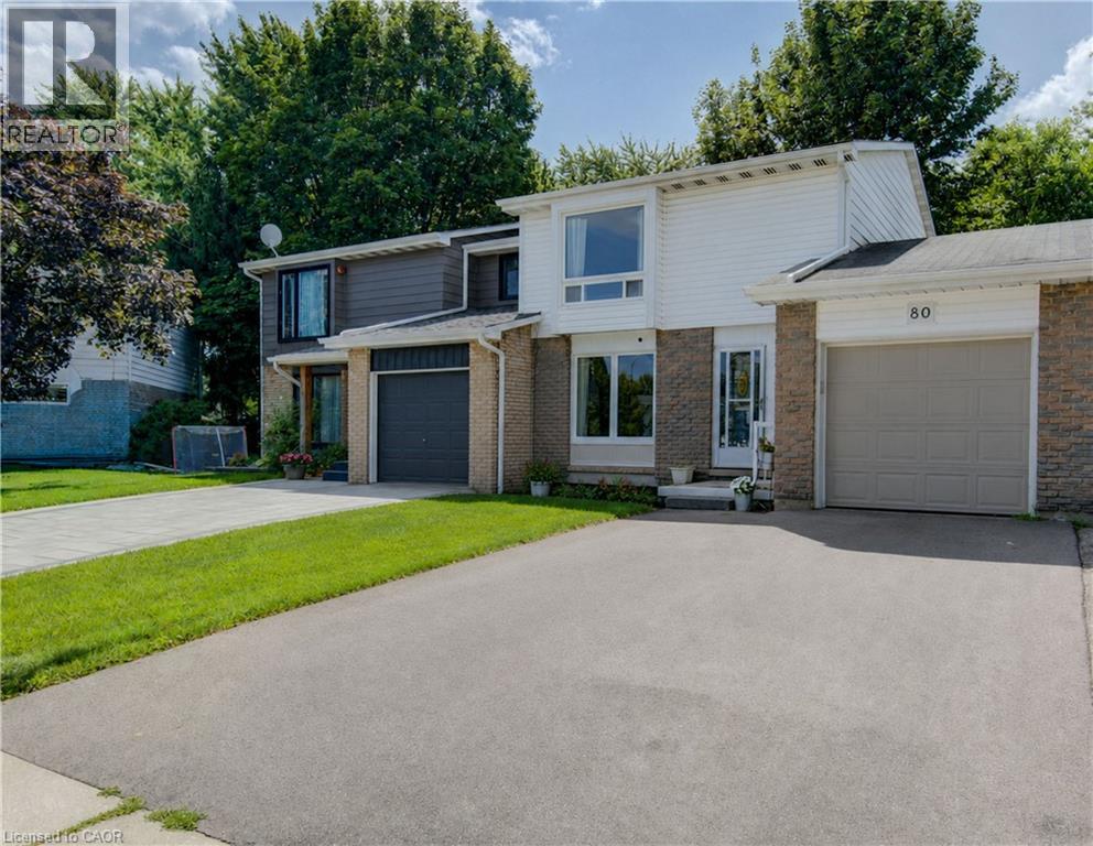 80 GLEN AVON Crescent — photo 1