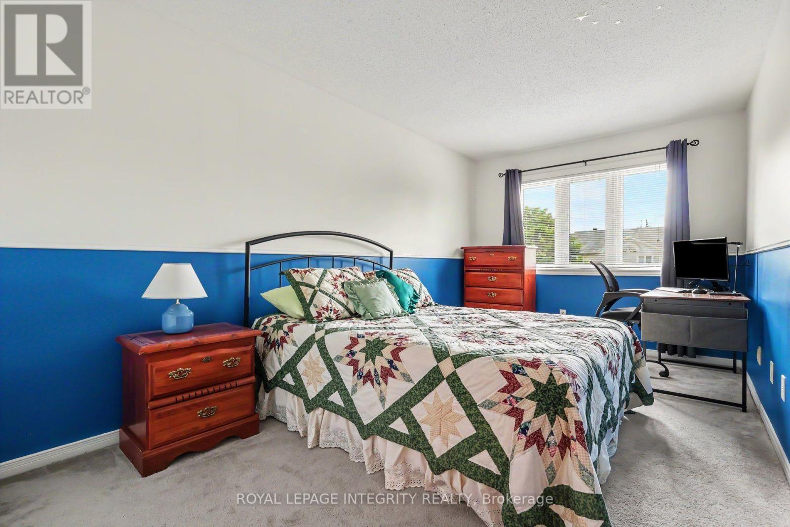 16 STREAMWOOD LANE - 20