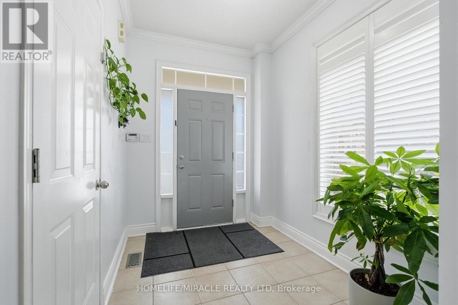 243 VENICE GATE DRIVE - 6